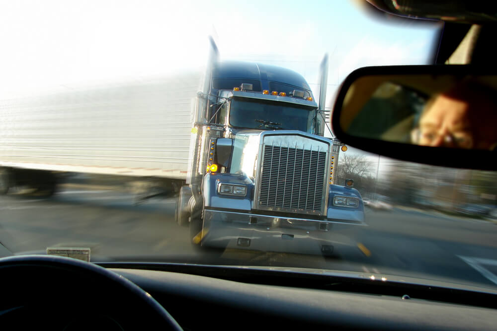 What Happens When ​Unqualified Truck Drivers Crash?