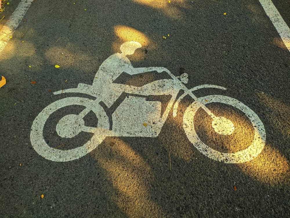 Motorcycle lane markings on the road